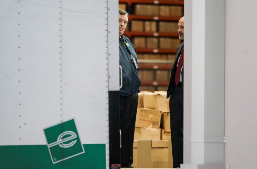  Fulton County asks court to return 2020 election documents seized by the FBI