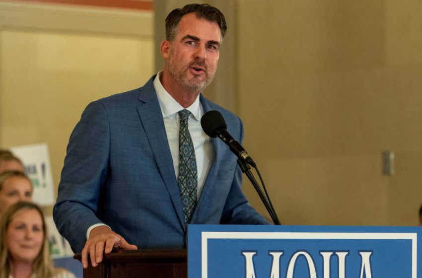  Trump attacked this GOP governor while claiming Democrats were always included in annual meeting