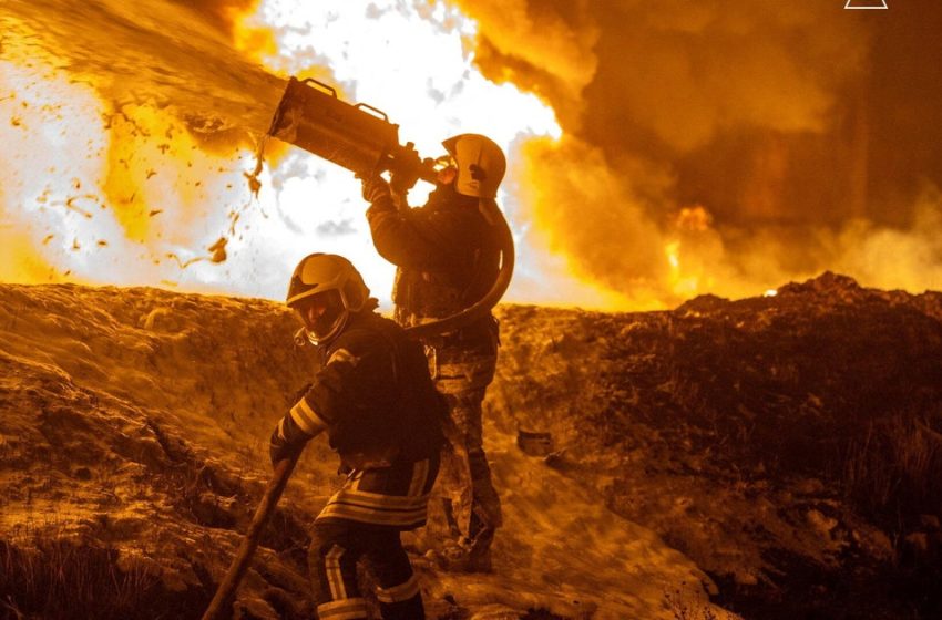  Ukrainian drone strike sparks fire at Russian Black Sea port ahead of talks with U.S.