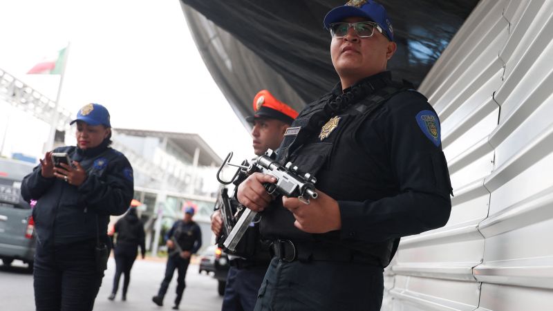  Live updates: Mexico cartel leader ‘El Mencho’ killed, US tourists stuck in Puerto Vallarta