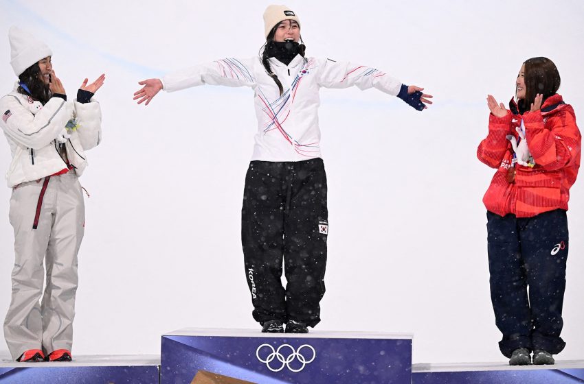  2026 Winter Olympics live updates: Highlights, scores, results from Milan Cortina on Feb 12 – NBC Olympics