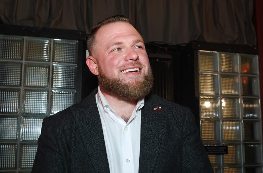  See how Latinos helped Texas Democrats win Senate District 9