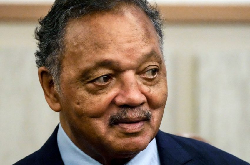  Speaker Mike Johnson denies request for the Rev. Jesse Jackson to lie in honor in Capitol
