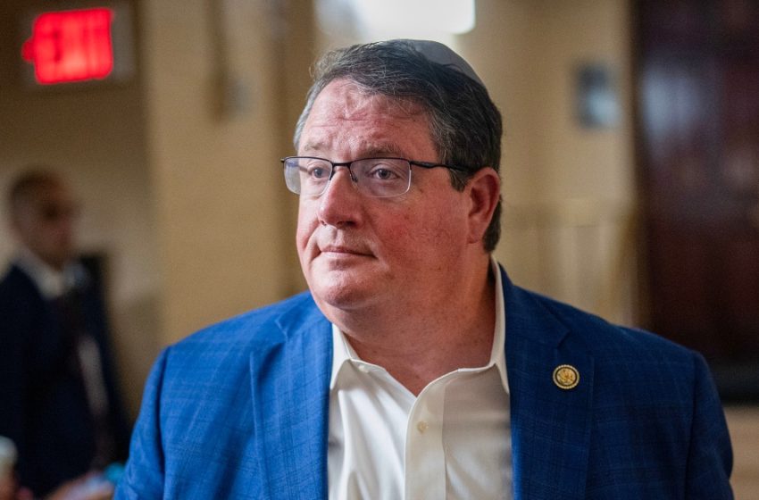  Republican congressman’s anti-Muslim remark prompts calls for his resignation