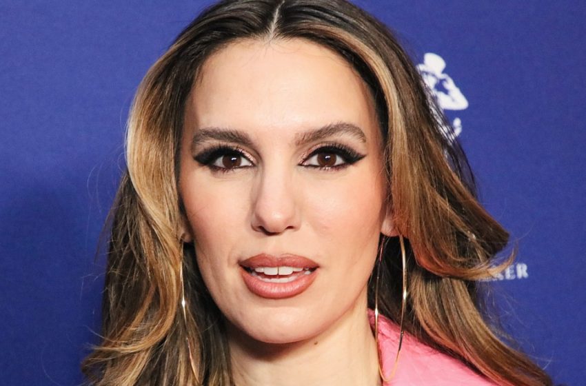  Christy Carlson Romano, Disney star and voice of Kim Possible, says her cancer screen was positive