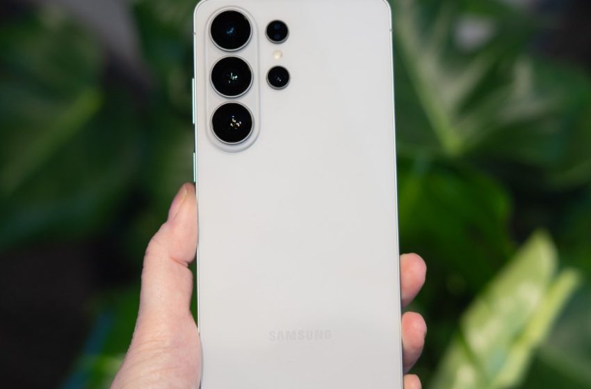  Hands on: I’m super impressed with the Galaxy S26 Ultra’s new Privacy Display