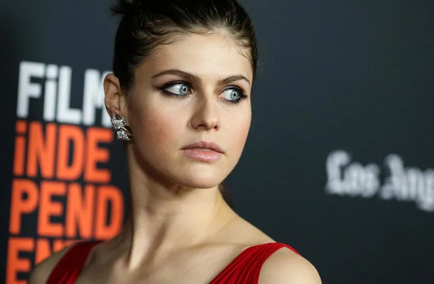  Sad Reason Alexandra Daddario Filed For Divorce From Her Husband After A ‘Consistent Loss Of Love’