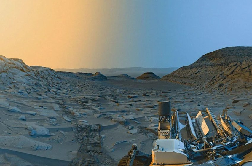  NASA Running Out of Non-Life Explanations for What Its Rover Found on Mars