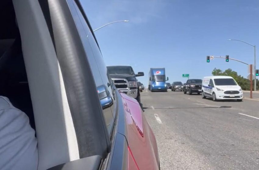  Driver captures speed of Tesla Semi on camera out in public traffic: ‘It’s an exciting time’
