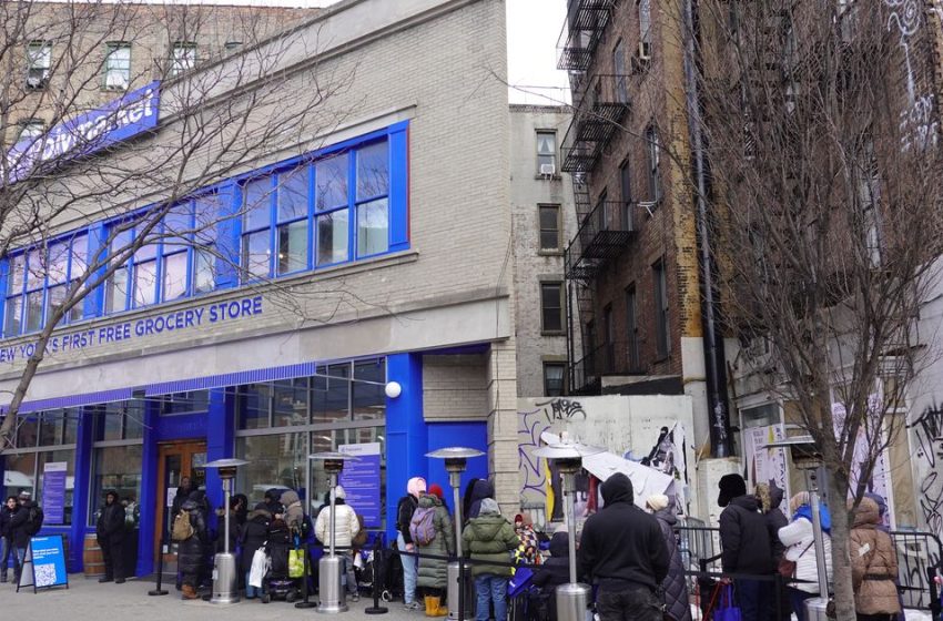  Opening Day at Polymarket’s Chaotic Stunt Grocery Store