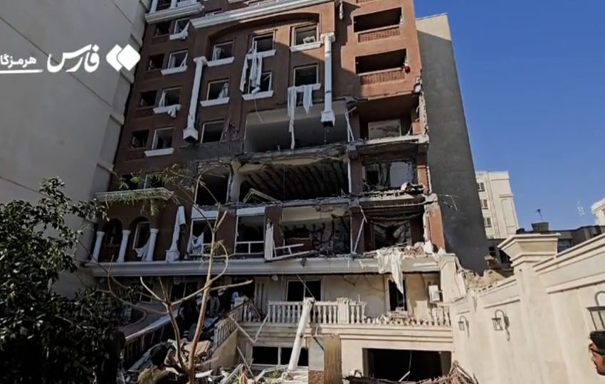  Blast rips through building in Iranian port city of Bandar Abbas, state media says