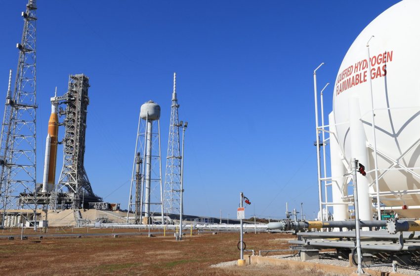  NASA hopes to avoid more hydrogen leaks during 2nd Artemis 2 rocket fueling test today: Watch live