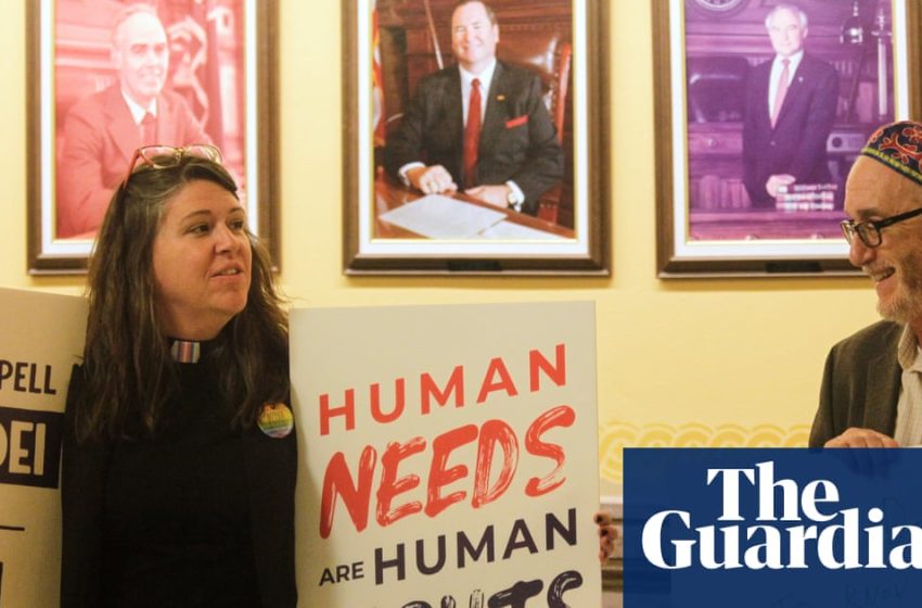  Two transgender men sue Kansas over ‘dehumanizing’ driver’s license law | Kansas