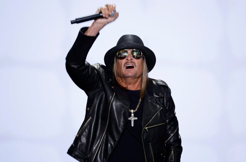  Kid Rock invokes Kobe Bryant for response to backlash against conservative Super Bowl halftime show