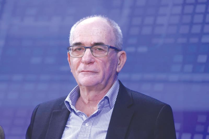  Expert warns Iran cornered by ‘existential war’