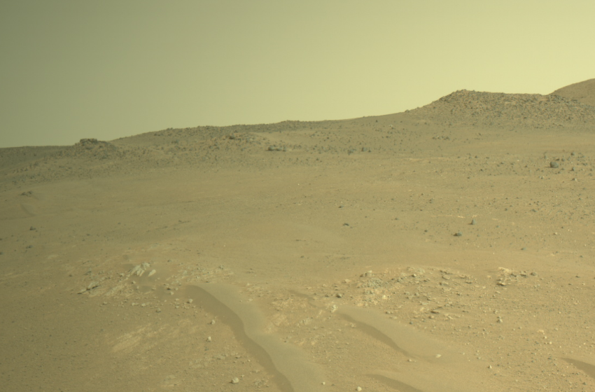  Could a toxic chemical in Mars dirt help us build a Red Planet base?