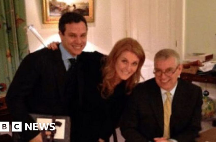  Epstein emails raise questions over role of Andrew's palace aide – BBC