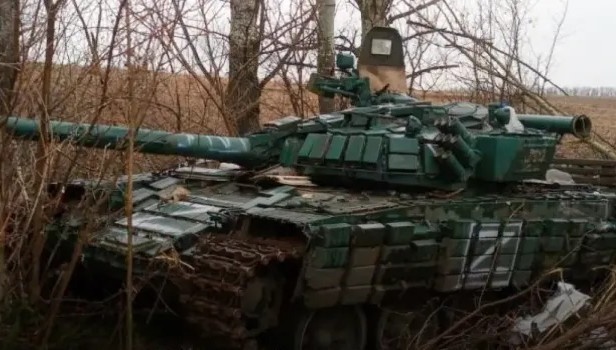  Russians are moving heavy equipment to southern part of Pokrovsk