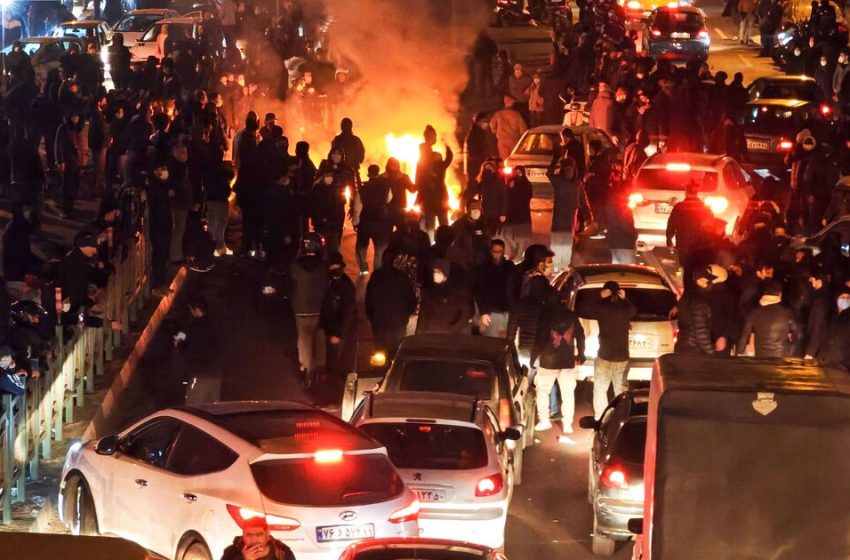  Iran horror as women ‘mutilated and raped’ in sickening regime crackdown | World | News