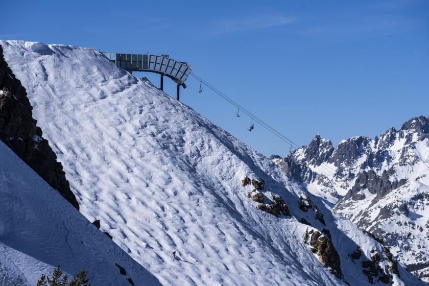  Skier dies on expert run at Mammoth — as horrified witnesses watch from chair lift