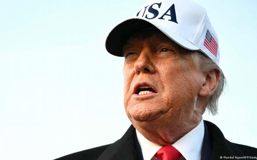  Trump says sending ‘great hospital boat’ to Greenland