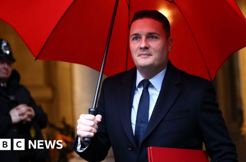  Wes Streeting publishes messages with Peter Mandelson, revealing election fears and criticism of government – BBC