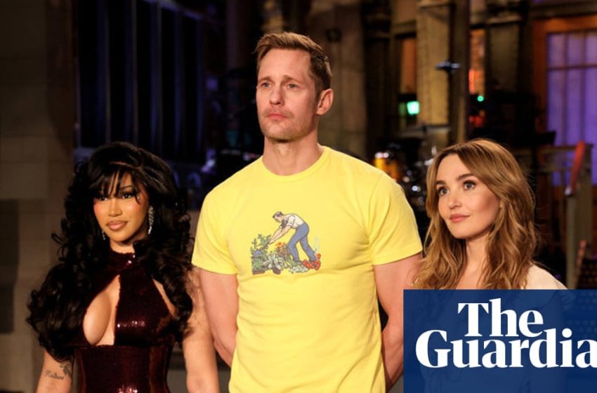 Saturday Night Live: Alexander Skarsgård makes for a game first-time host | Saturday Night Live