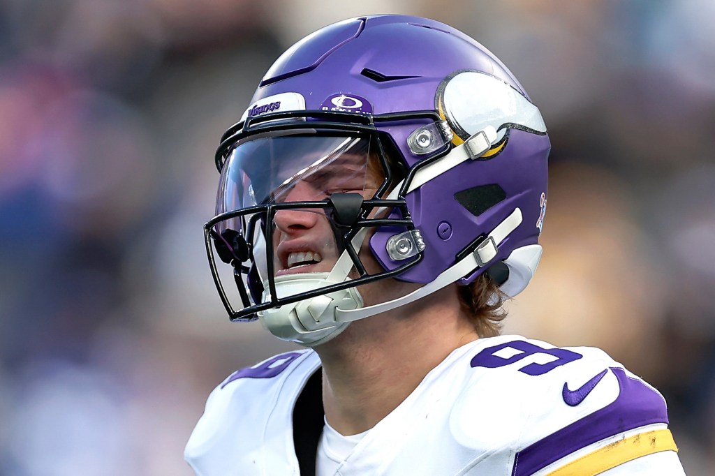 Minnesota Vikings quarterback J.J. McCarthy (9) reacting during an NFL football game.