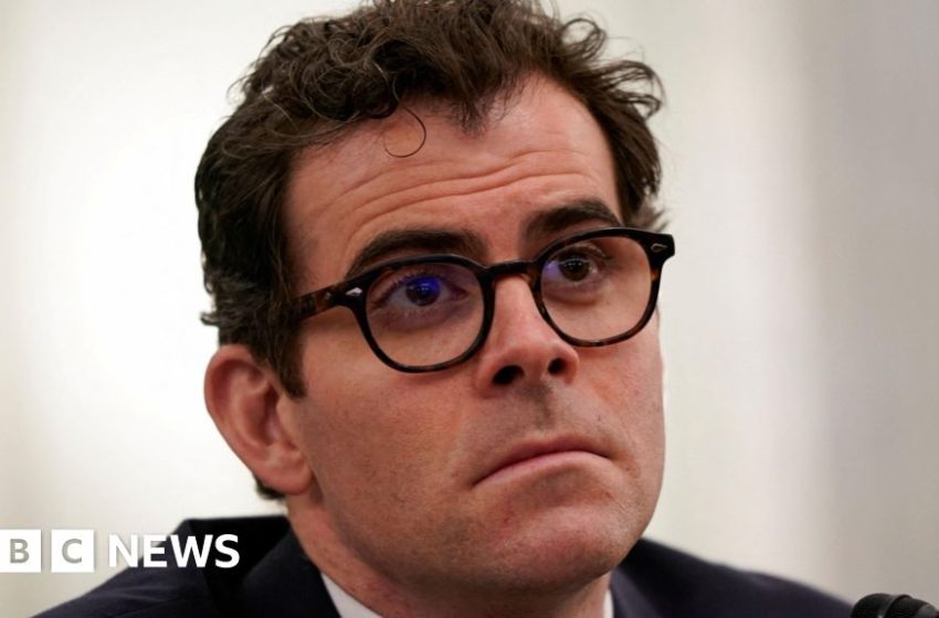  Instagram boss: Too much social media use is 'personal thing' – BBC