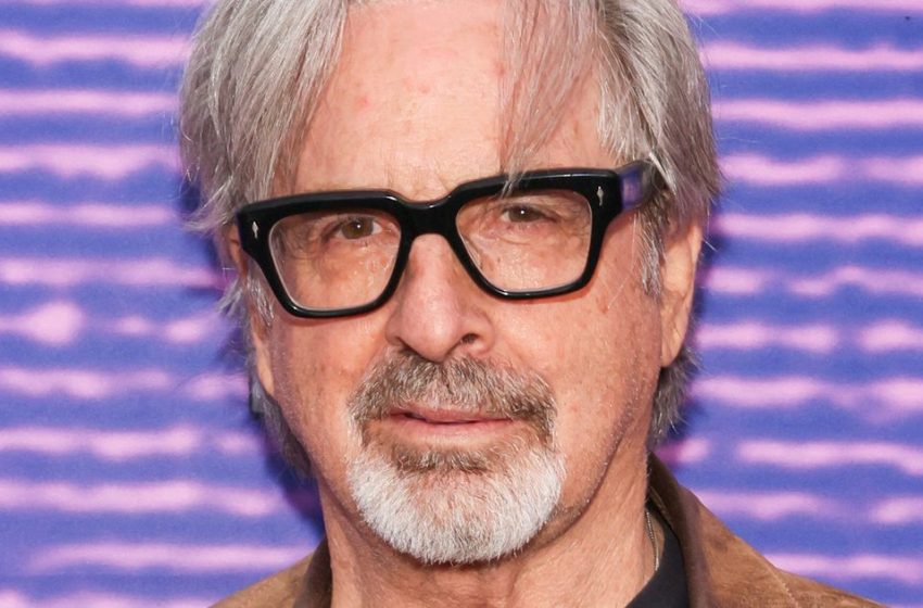  Robert Carradine, Lizzie McGuire Star, Dead at 71