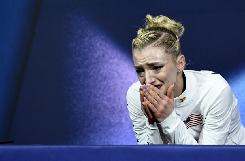  Amber Glenn stumbles, Alysa Liu soars on night 1 : NPR