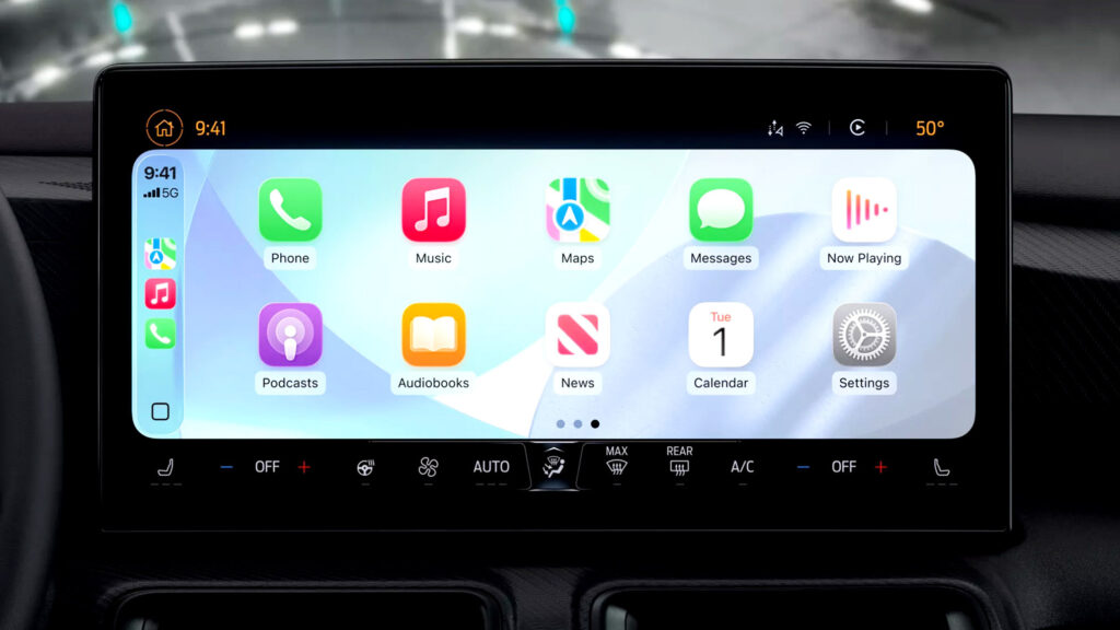  Apple CarPlay Just Got A Lot More Interesting