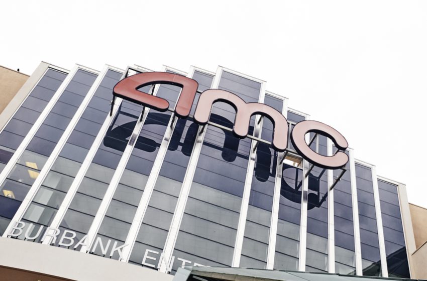  AMC Theatres Attendance Drops 10%, Quarterly Revenues Fall