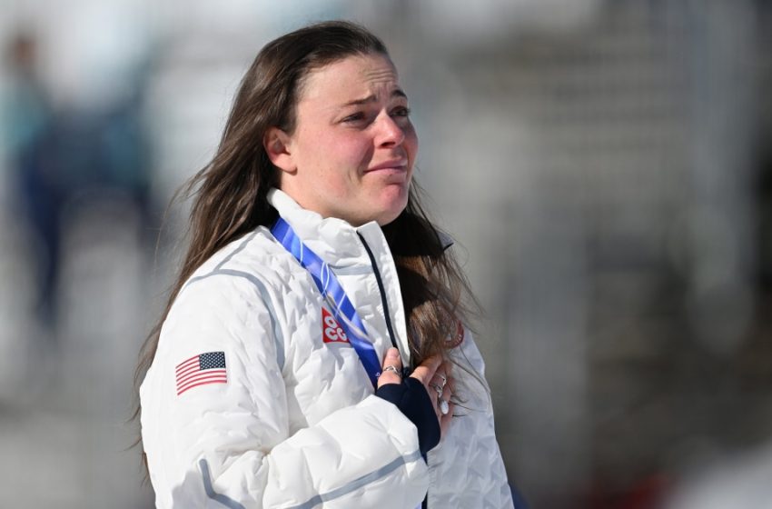  Breezy Johnson wins Olympic downhill gold medal, joining Lindsey Vonn as only Americans to accomplish feat