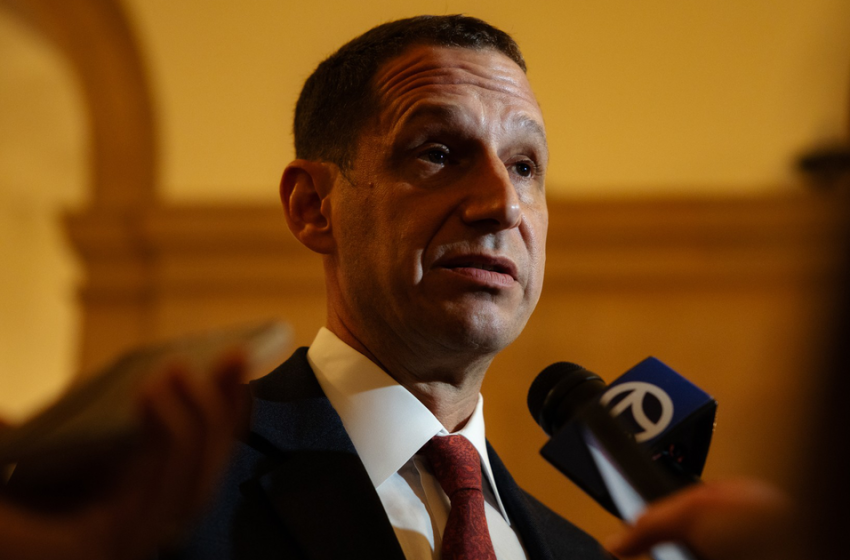  PG&E CEO recants claim that Lurie requested power to opera house during blackout