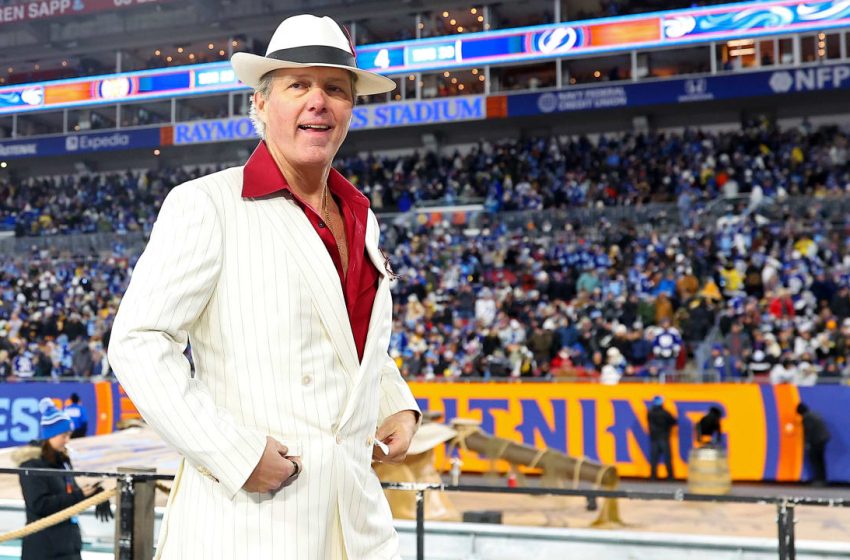  Cooper plays into Cuban theme with outfit at 2026 Stadium Series