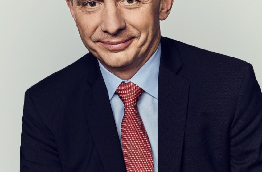  PayPal hires HP’s Enrique Lores as its new CEO