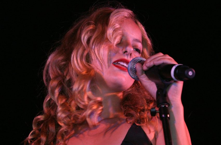  Rock icon’s daughter, popular actress in fight for her life: ‘I need help’