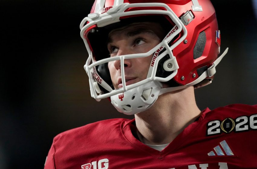  Fernando Mendoza snubbed at No. 1; Maxx Crosby trade erupts