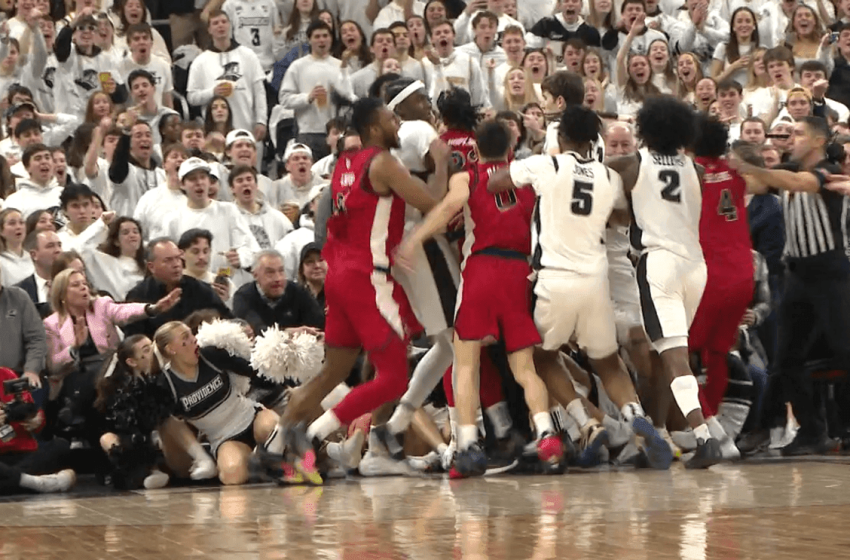  Fight breaks out during Providence College basketball game
