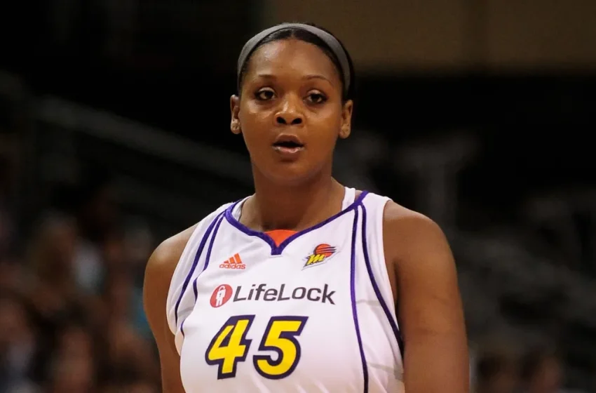  Former WNBA All-Star Kara Braxton dies at 43, league announces