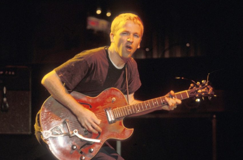  Greg Brown, Founding Cake Guitarist Who Wrote ‘The Distance,’ Has Died