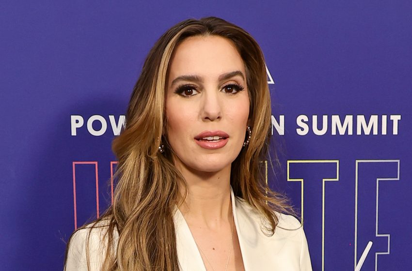  Christy Carlson Romano Reveals Positive Cancer Screening Results
