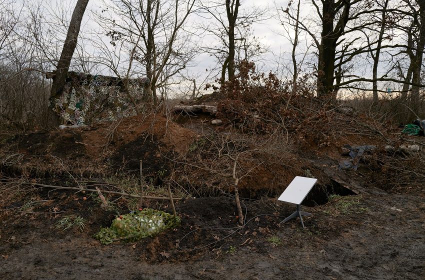  Ukraine sees ‘real results’ from blocking Russia’s Starlink use, defense minister says