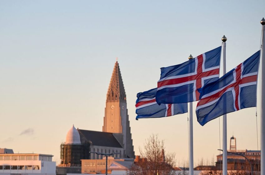  Iceland looks to fast-track vote on joining EU – POLITICO