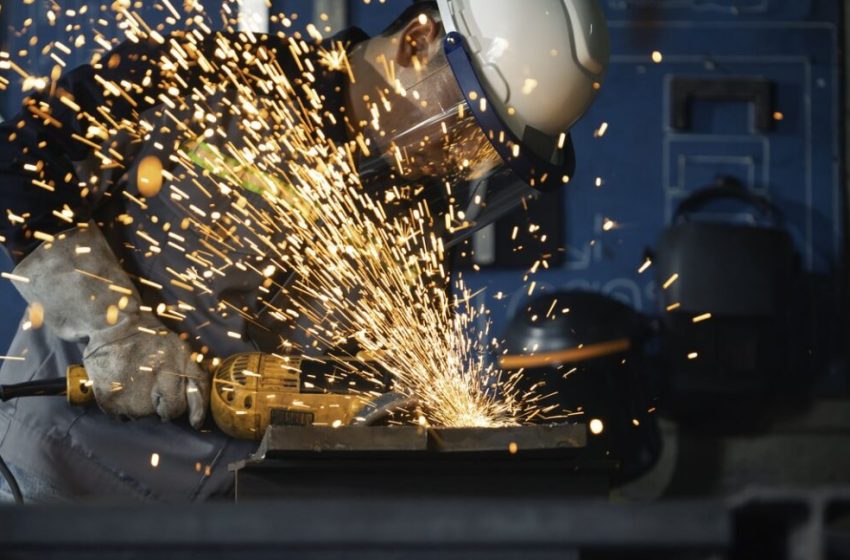  OpenAI sidesteps Nvidia with unusually fast coding model on plate-sized chips