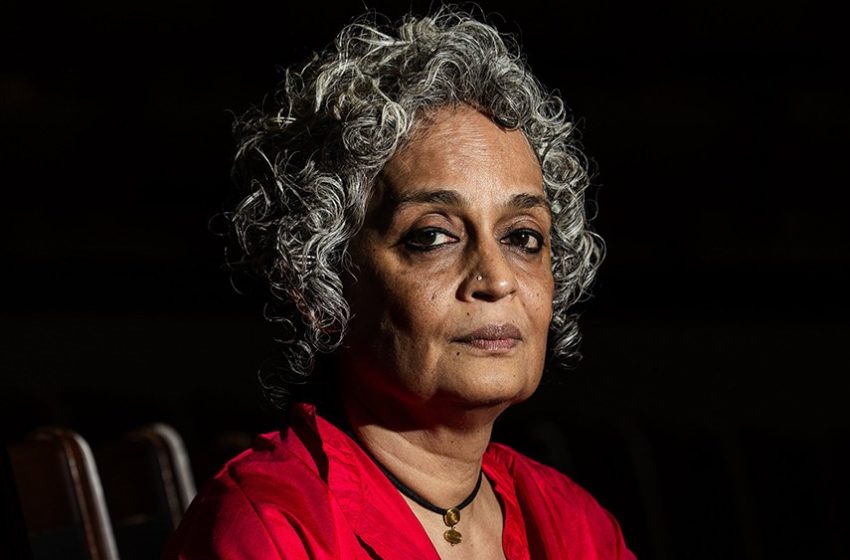  Arundhati Roy Pulls Out of Berlinale Over Jury’s Political Statements