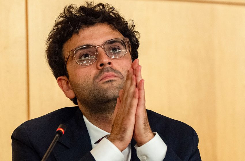  Gambling on the Wisdom of Crowds Is a Bad Bet