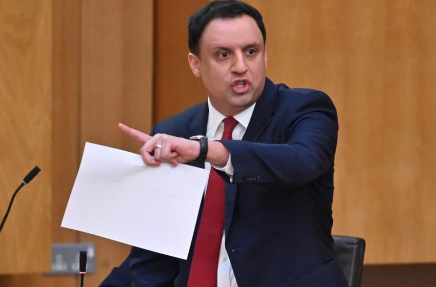  Labour’s Scottish leader tells Starmer to quit – POLITICO