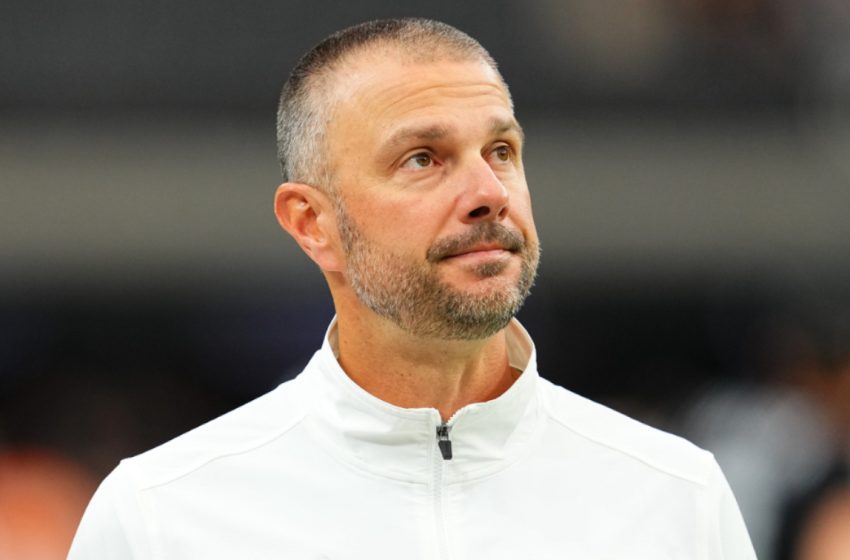  Good News? Raiders Host Offers Latest Buzz on Maxx Crosby